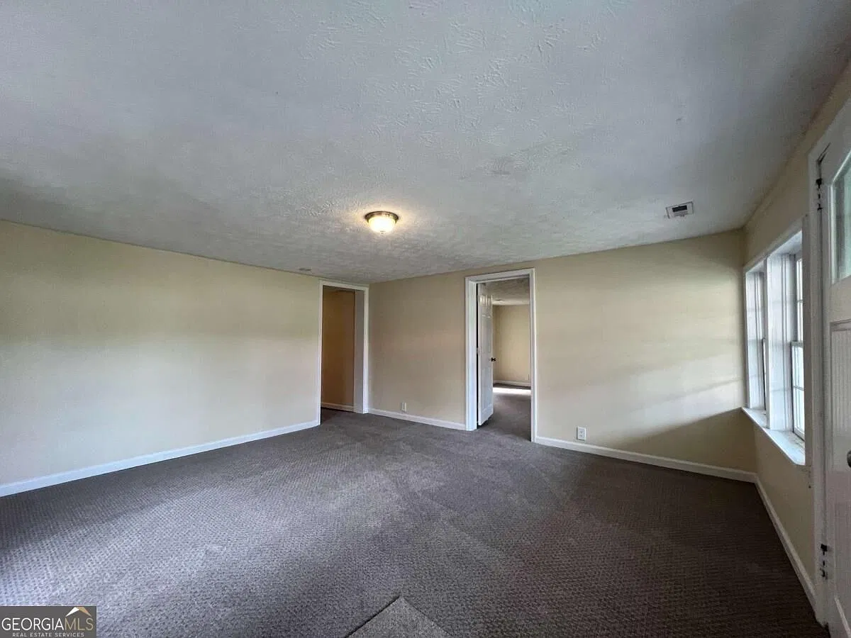 2 bed, 2.0 bath, 1203 sqft, $1,599 — Photo 4