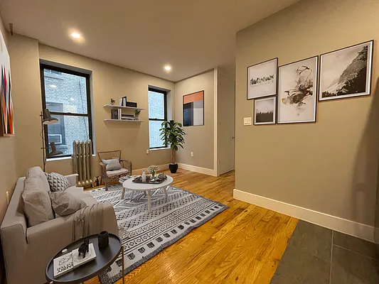 Rented by Bohemia Realty Group | media 11