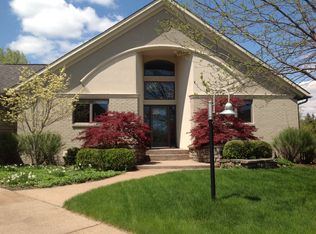 9118 Leeward Cir, Indianapolis, IN 46256