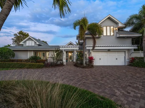 109 Driftwood Ln, Largo, FL 33770