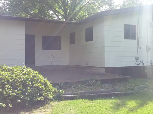 804 Holiday Ave, Hazelwood, MO 63042