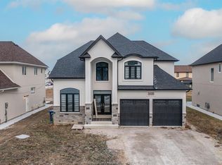 1528 Bowler Dr, Windsor, ON N8S 0A8