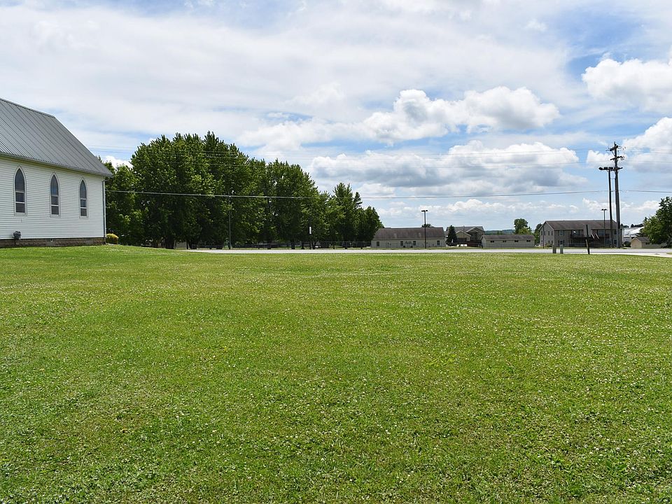 1st image of County Road 8
