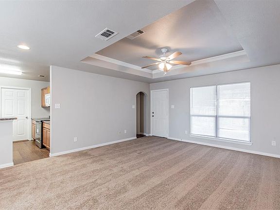 5th image of 2127 McClure St