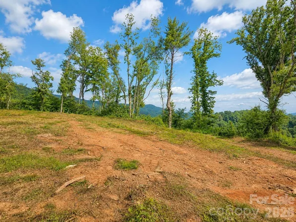 275 Sorrells Cove Rd #C1, Waynesville, NC 28786