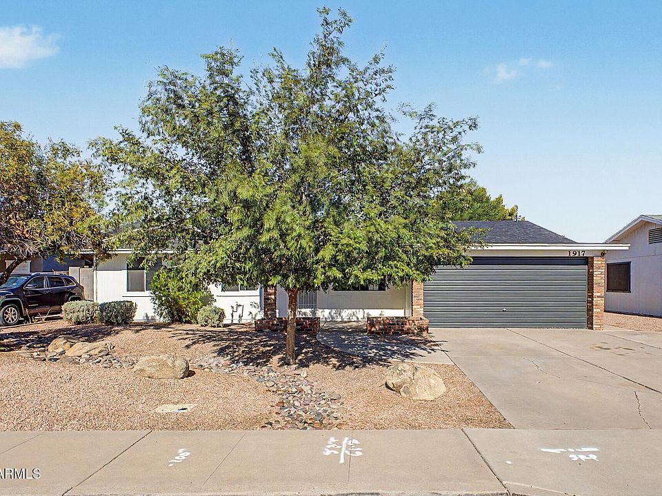 1st image of 1917 S WINDSOR Street