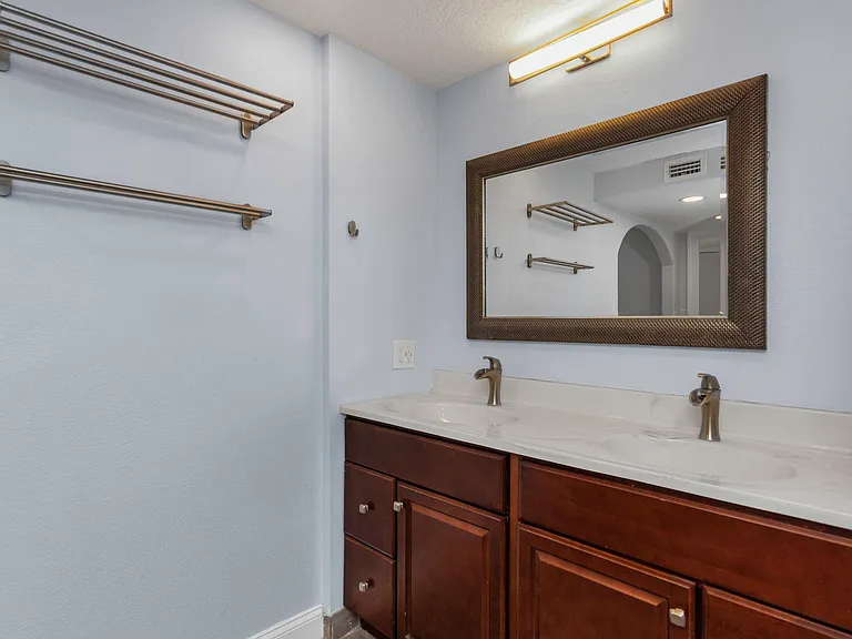 122 Caryl Way — Photo 34