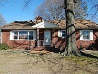 2nd image of 2303 Rodgers St