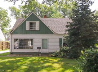 6941 Greenleaf Ave, Parma Heights, OH 44130