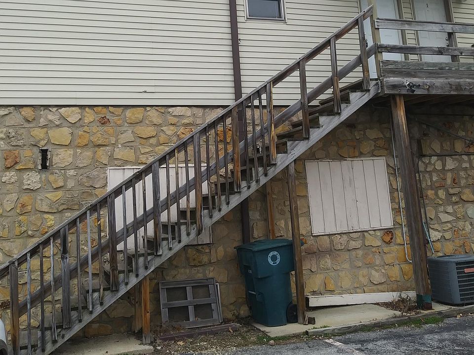 1st image of 2409 W Charles St #2