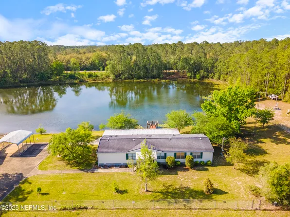 119 CANINE Street, Interlachen, FL 32148