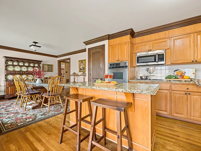 3384 Timber Lake Rd NW — Photo 8