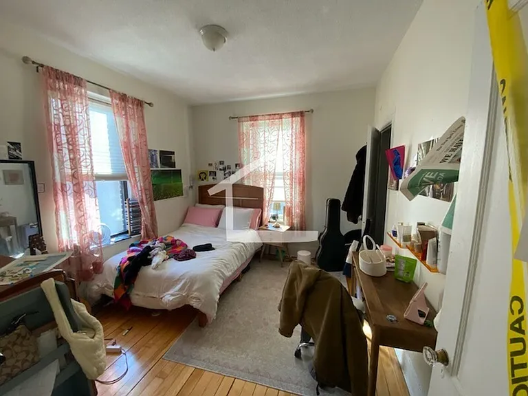 16 Glenville Ave #1 — Photo 4