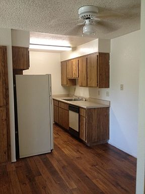 2nd image of 7475 Stockton Blvd APT 30
