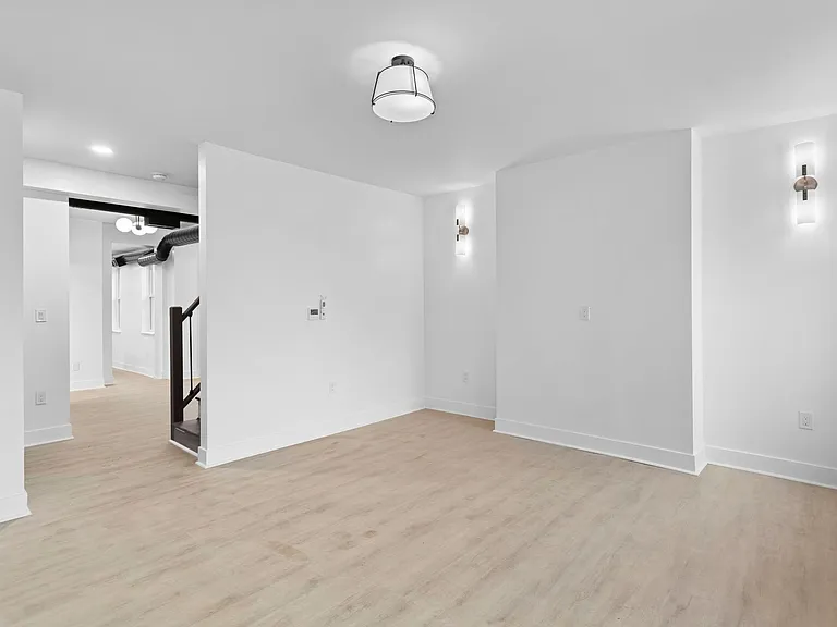 2035 Forbes Ave #201 — Photo 8