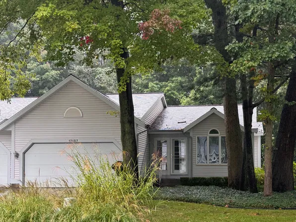 17157 Arthur Ct, Spring Lake, MI 49456