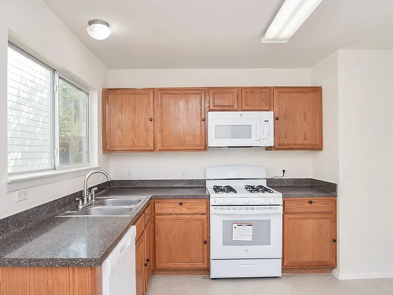 20638 Patriot Park Ln — Photo 18
