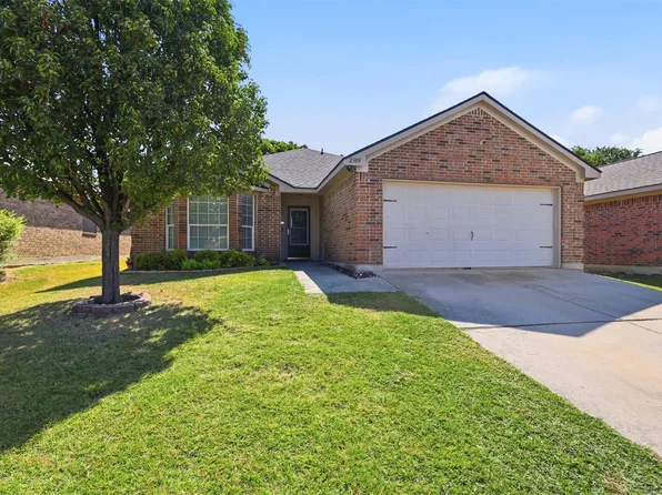 2309 Halladay Trl, Fort Worth, TX 76108