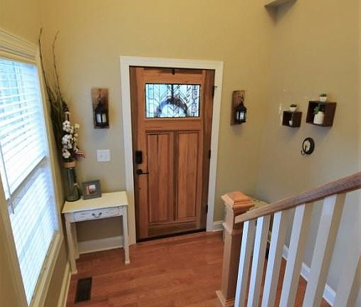 4th image of 505 Laurel Ave