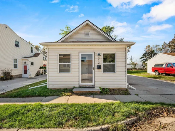 312 Polonia St, Menasha, WI 54952