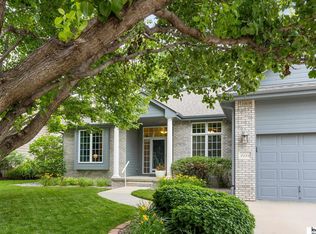 2113 S 194th St, Omaha, NE 68130