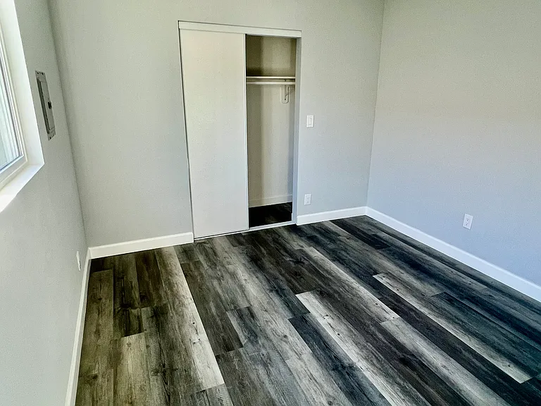 1854 Marine Ave #4 — Photo 9