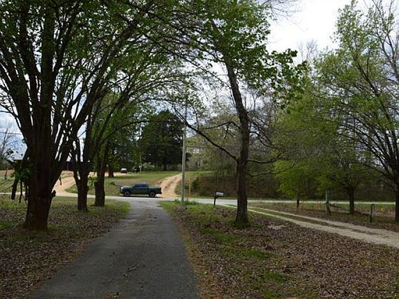 5th image of 871 Donivan Rd
