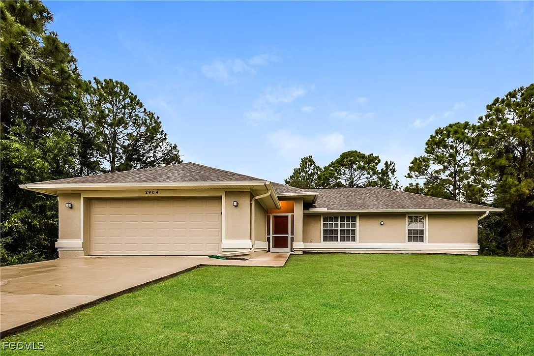 3 bed, 2.0 bath, 1501 sqft, $1,900 — Photo 1