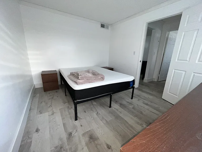 326 Wilson St #105 — Photo 16