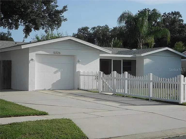 5326 Colewood Pl — Photo 10