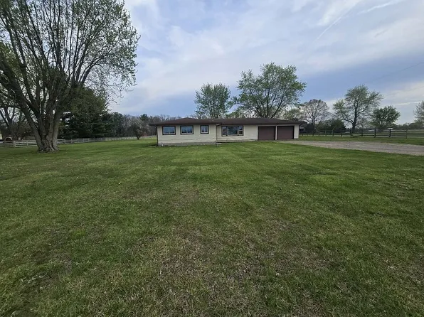 1005 Free Rd, New Carlisle, OH 45344