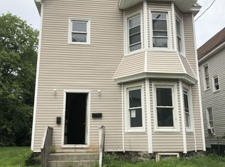 13 Chestnut St, Schenectady, NY 12307