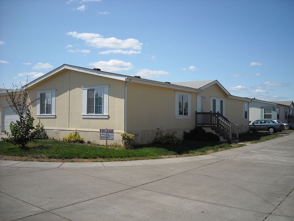 Large Corner Lot