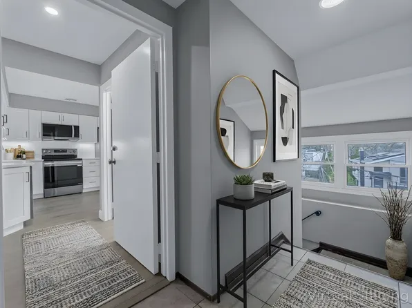 468 Glen Cove Ave #1, Sea Cliff, NY 11579