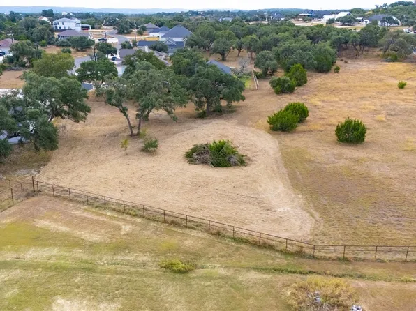 141 N Lon Price, Blanco, TX 78606