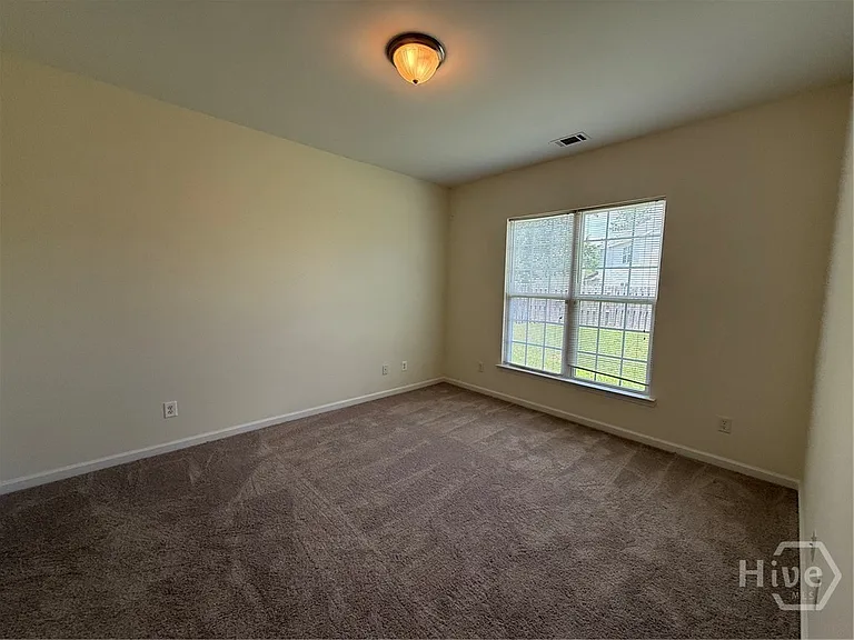 20 Wesleyan Dr — Photo 6