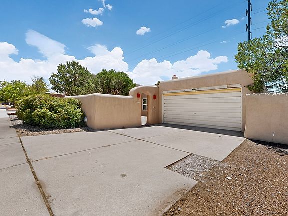 2nd image of 2733 Via Venado
