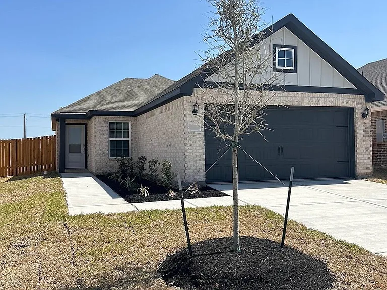 7542 Tipton Meadow Way — Photo 1