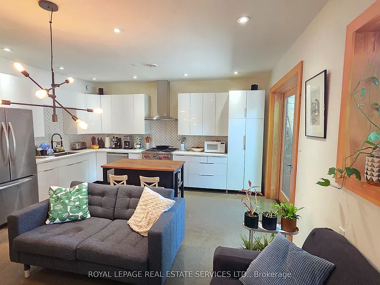 24 Morningside Ave — Photo 27