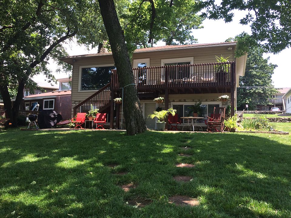1st image of 10 Beach Dr