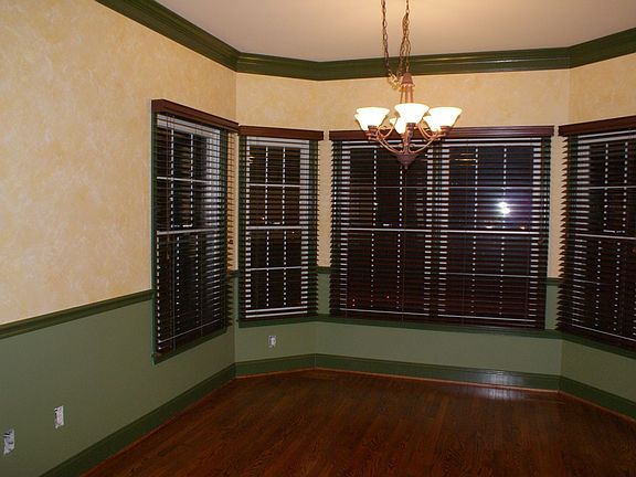 Tuscan Cafe Breakfast Nook & new blinds