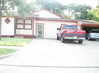 511 Buena Vista Dr, Hurst, TX 76053