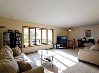 613 7th St N, Hudson, WI 54016