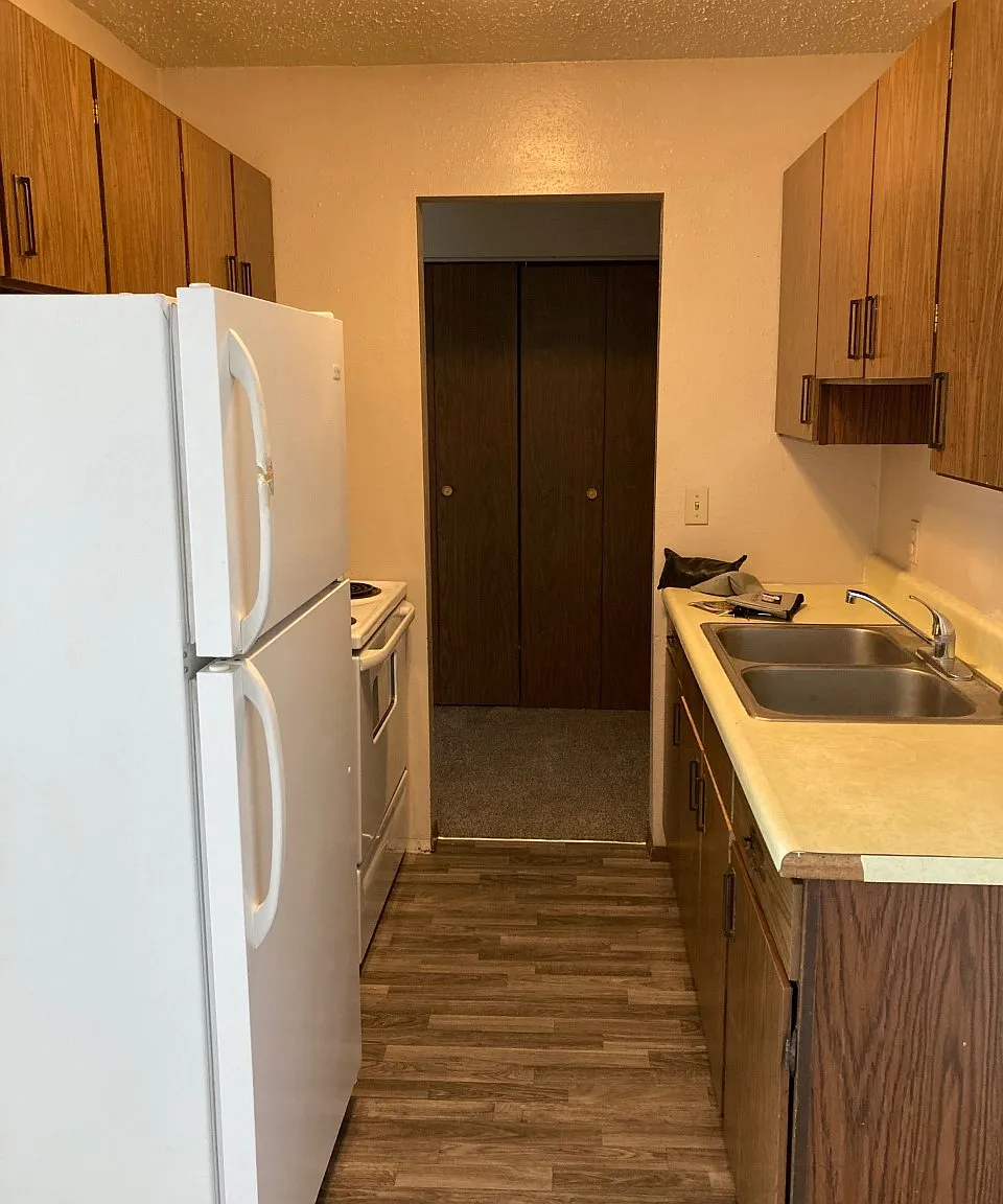 2 bed, $625 — Photo 2