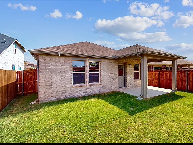 1101 La Esperanza Dr — Photo 14