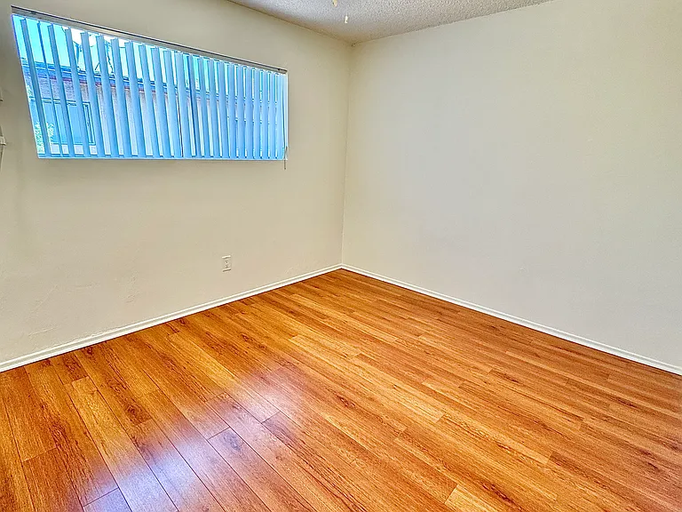 13014 Sherman Way — Photo 34