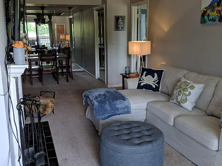 246 Hillsboro Pl — Photo 23