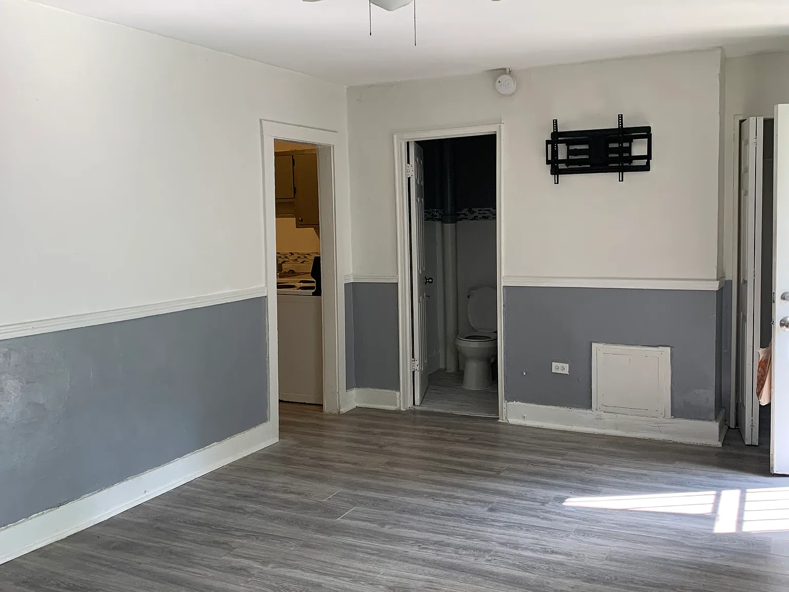 1 bed, 750 sqft, $650 — Photo 2