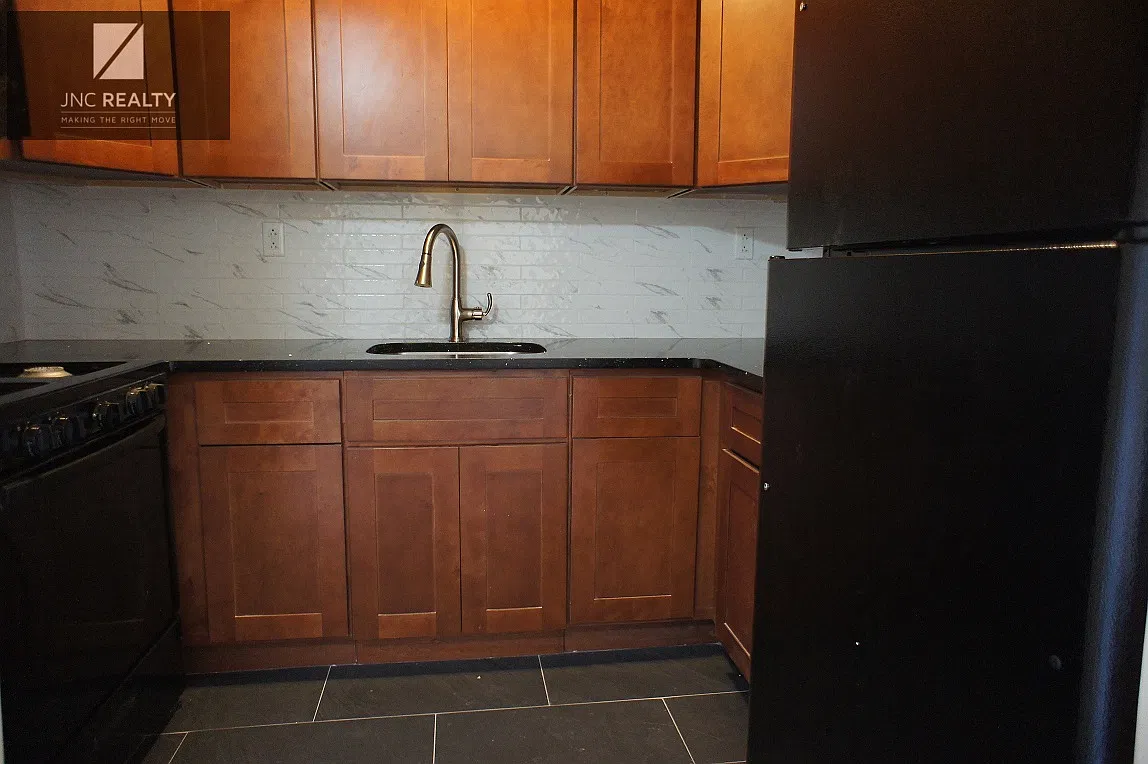 1 bed, 650 sqft, $1,714 — Photo 3