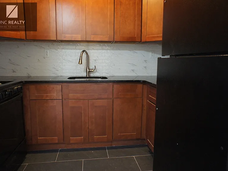 1173 Tinton Ave #4 — Photo 4